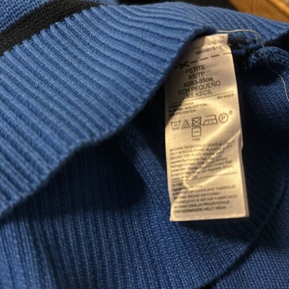 Banana Republic Stripe CottonBlend Cropped Sweater in Blue/black. NEW - Picture 4 of 4